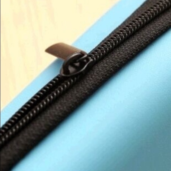 Multi-Functional Case - Picture 5 of 10